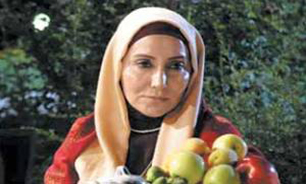 بعضی از افراد از نام بازیگران سوء استفاده می‌کنند