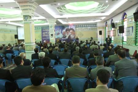 نظام ارزشمند جمهوری اسلامی می تواند چهره ای پرافتخار در عرصه های بین المللی داشته باشد