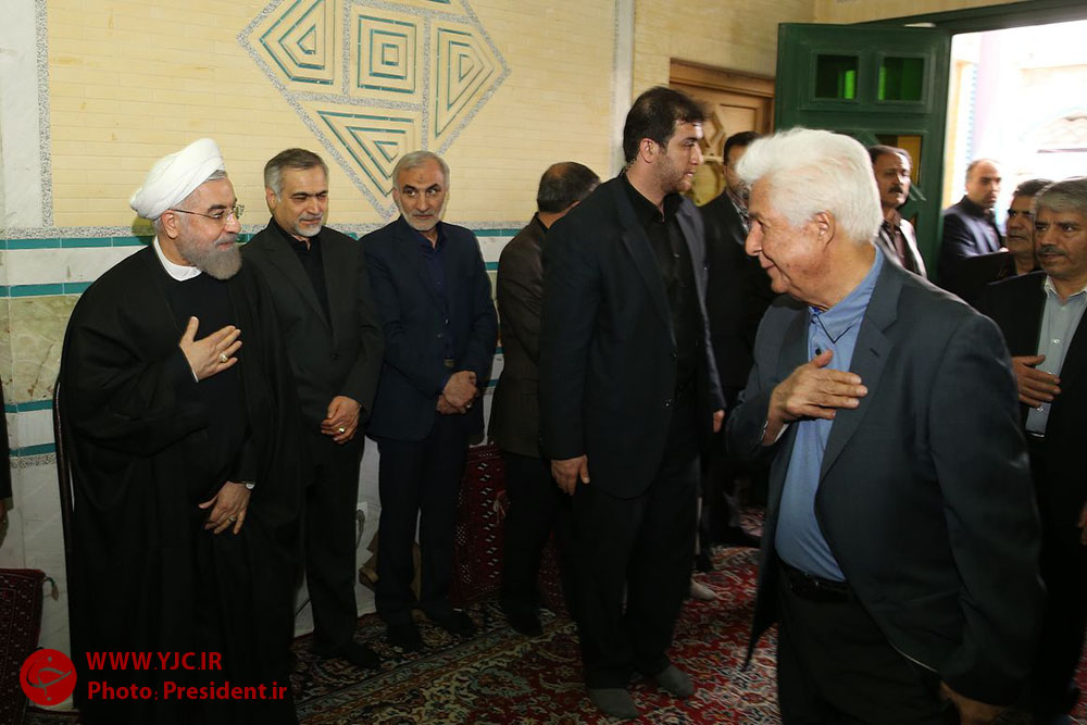 مراسم ختم والده رئیس جمهور در شبستان اعظم امام زاده یحیی در سمنان + تصاویر