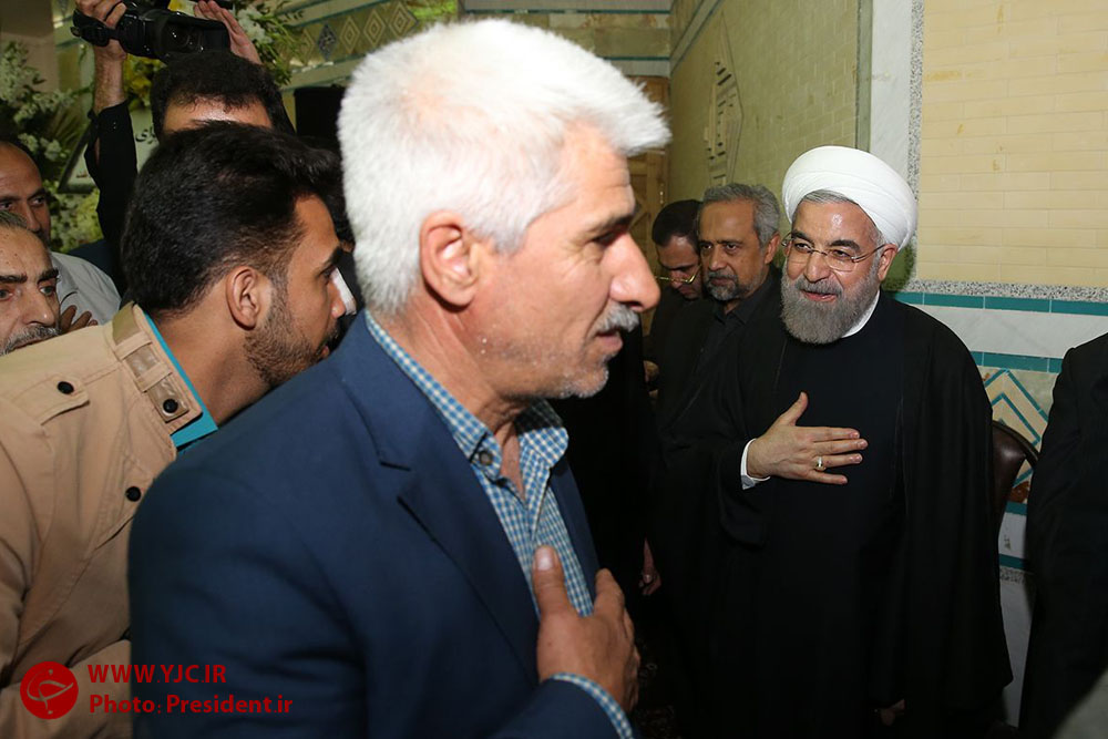 مراسم ختم والده رئیس جمهور در شبستان اعظم امام زاده یحیی در سمنان + تصاویر
