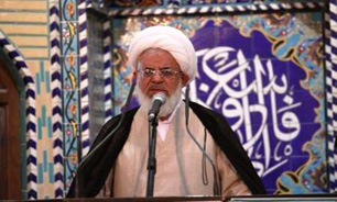 زنان باید رفتار و همسرداری و دینداری حضرت فاطمه  (س)را الگو قرار دهند