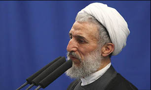 ما در مقابل کشورهایی که روی بمب اتم نشسته&zwnj;اند مقاومت کردیم