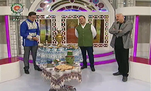 طراحی بخش‌های سنتی خود را با توجه به مهمانان انجام می‌دهیم