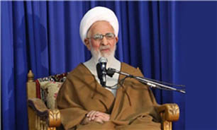 سپاه فرزند معنوی اسلام و روحانیت است