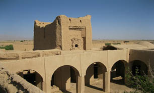 آغازمرمت و ساماندهی خانه قاجاری در خاتم