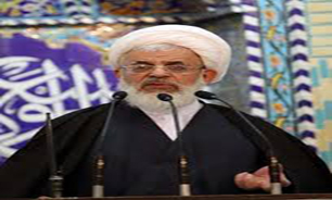 مسئولین، مسئله آب یزد را جدی تر دنبال کنند