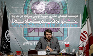 داریوش ارجمند: امیدوارم بتوانیم راه شهید آوینی را ادامه بدهیم/ کنایه&zwnj;ی 
