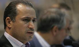 تاج: مشکل پرسپولیس برای خروج از کشور را برطرف میکنیم/ از شرکت تبلیغات محیطی ضمانت گرفتیم تاج: مشکل پرسپولیس برای خروج از کشور را برطرف میکنیم/ از شرکت تبلیغات محیطی ضمانت گرفتیم
