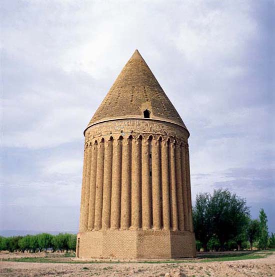 رادکان؛ آغازگر نوروز + تصاویر