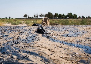 واژگونی تانکر حامل مواد سوختی در سنندج