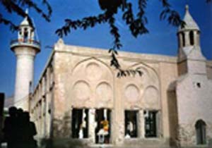 مرمت مسجد جامع بستک با کمک ۱۰۰ میلیون تومانی یک نیکوکار