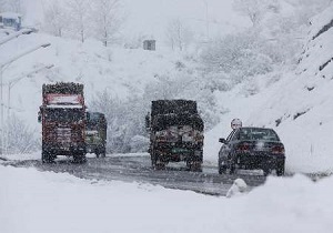 بارش 25 سانتی متری برف در شهر هشتچین خلخال