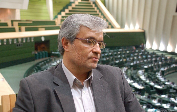ثانی: تمکین از شورای نگهبان وظیفه نامزدهای انتخاباتی است