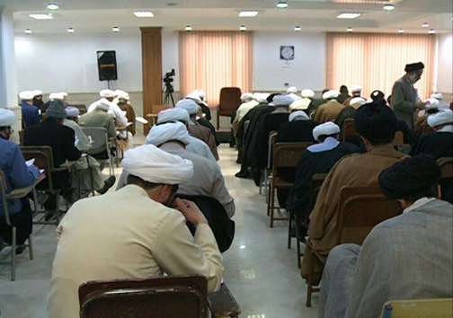 آزمون علمی داوطلبان نمایندگی خبرگان بدون حضور برخی چهره&zwnj;های سرشناس برگزار شد+تصاویر