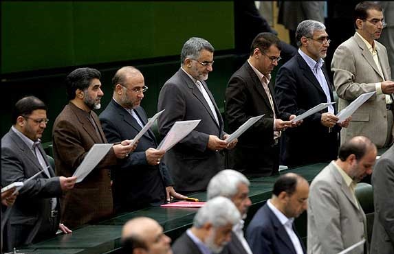مجلس دهم باید «کمیسیون‌محور» باشد