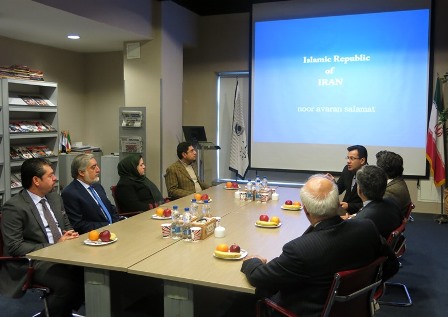 بازدید رییس اجرایی دولت افغانستان از یک بیمارستان ایرانی