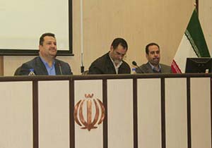 حکام و خاندان سعودی خود فروخته اجانب هستند