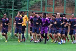 اردوی پرسپوليس به دبی لغو شد