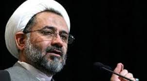 نفوذ و تحریف دو مقوله دشمن در مقابله با انقلاب اسلامی است