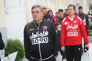 کادر فنی پرسپولیس و ماریچ بامداد یکشنبه وارد تهران شدند