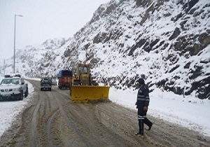 لغزندگی محورهای مواصلاتی استان کردستان