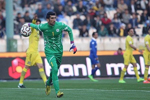 باشگاه ها رهایمان کنند!