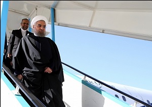 رییس جمهور وارد عسلویه شد/آغاز بازدید از فازهای 15 و 16 میدان گازی پارس جنوبی رییس جمهور وارد عسلویه شد/آغاز بازدید از فازهای 15 و 16 میدان گازی پارس جنوبی