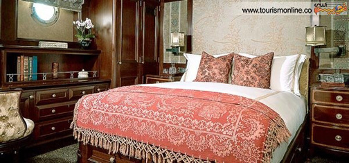 قایق تفریحی نویسنده 