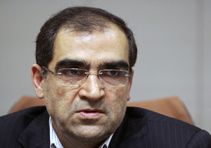 حل مشکل آلودگی به غیر سیاسیون داده شود /مسئولان حل آلودگی را به گردن هم می اندازند