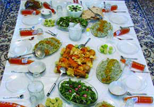 نیازمندان کمیته امداد مهمانان ویژه عروس و داماد