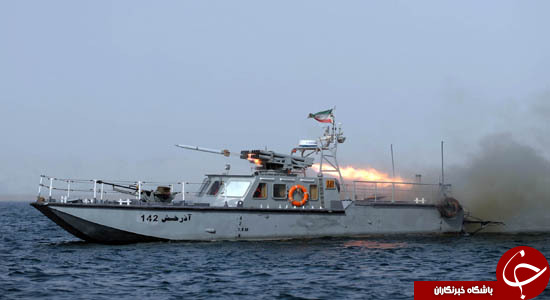 مشت آهنین 