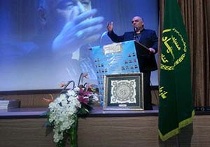 کشاورزان حافظان امنیت غذایی جامعه هستند