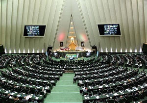 فانی و آخوندی هفته آینده به مجلس می‌روند/ ارائه گزارش تفریغ بودجه ۹۳ توسط رئیس دیوان محاسبات