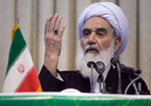 از همان آغاز پیروزی انقلاب، آمریکاییها ما را با هدف فلج کردن اقتصادمان، تحریم کردند