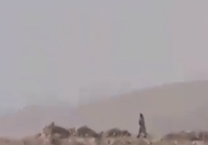 کشته شدن داعشی از فاصله ۲۰ متری + فیلم