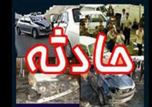 سقوط تریلی روی پراید در آزادراه قزوين _ کرج/ 5 تن در دم جان باختند