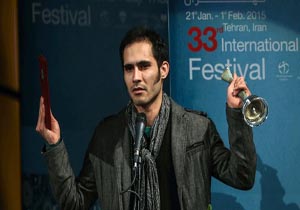 کارگردان نمایش «بی‌پدر»: هیجان جشنواره برایم جذابیت دارد