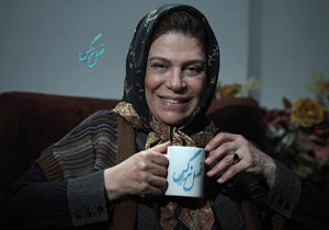 گوهر خیراندیش با «فصل نرگس» همراه شد