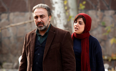 از &laquo;هفت ماهگی&raquo; علیمردانی تا &laquo;بارکد&raquo; سینما/ خوانندگی حامد بهداد در کاخ جشنواره + فیلم