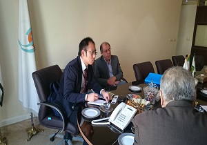 نشست مشترک با  رییس بخش اقتصادی سفارت ژاپن در قم
