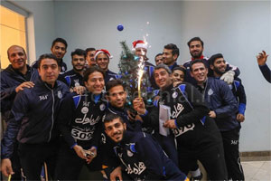 جشن کریسمس بازیکنان استقلال+فیلم
