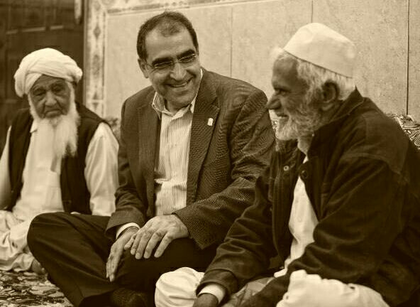 ماجرای کم سن و سال ترین شهید دفاع مقدس در سفر وزیر بهداشت ماجرای کم سن و سال ترین شهید دفاع مقدس در سفر وزیر بهداشت