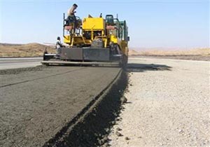 اجرای رویه بتن غلطکی در اولین توقفگاه ناوگان باری کشور