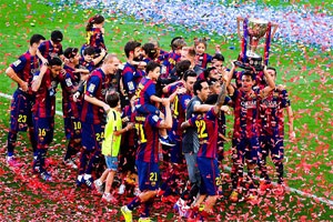 بارسلونا بهترین باشگاه سال 2015+فیلم