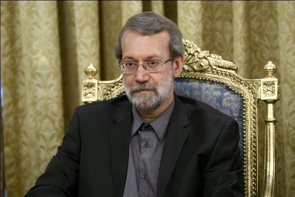 دیدار لاریجانی با جمعی از اعضای انجمن باشگاه داران ورزشی استان قم