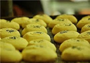 نان‌برنجی اصلی‌ترین سوغات استان کرمانشاه است