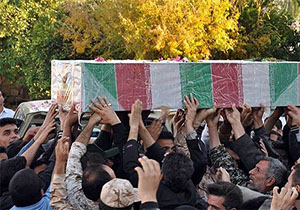 پیکر شهید مدافع حرم در مشهد تشییع شد