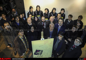 این همه عشق به تئاتر ستودنیست
