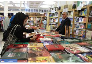 افتتاح نمایشگاه کتاب و خوشنویسی در تویسرکان