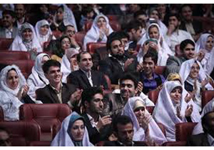 جشن ازدواج دانشجویی در دانشگاه آزاد اسلامی ملایر